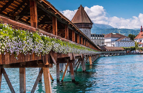 أكثر المدن رومانسية في العالم.. باريس إحداها صورة رقم 9