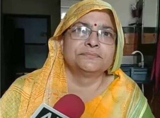 فيديو: الشرطة الهندية تحقق مع معلمة أمرت تلاميذها بصفع زميلهم المسلم! صورة رقم 1 فيديو: الشرطة الهندية تحقق مع معلمة أمرت تلاميذها بصفع زميلهم المسلم! صورة رقم 1