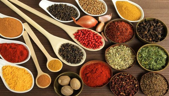 الحارة والمقلية والمكسرات.. أطعمة احذر تناولها على معدة فارغة صورة رقم 1