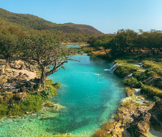 شواطئ ومدن جميلة.. أفضل 8 أماكن سياحية لزيارتها في صلالة العمانية صورة رقم 5