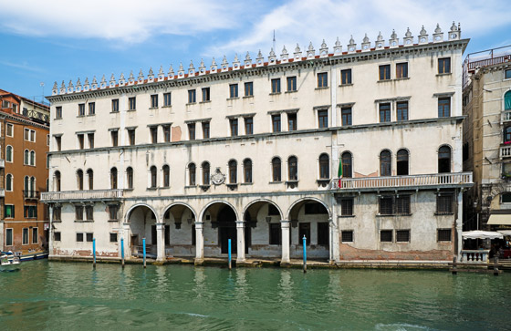 السياحة في فينيسيا (البندقية).. متعة التسوق في المدينة العائمة صورة رقم 2