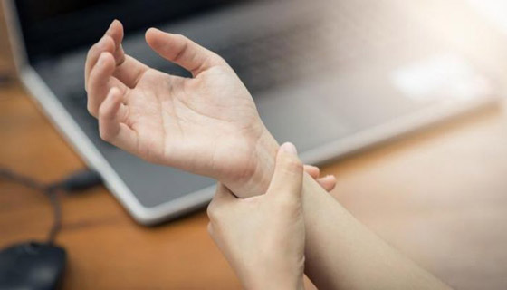 أطعمة مضادة للالتهابات لتخفيف آلام المفاصل.. أبرزها الخضراوات الورقية صورة رقم 1 أطعمة مضادة للالتهابات لتخفيف آلام المفاصل.. أبرزها الخضراوات الورقية صورة رقم 1