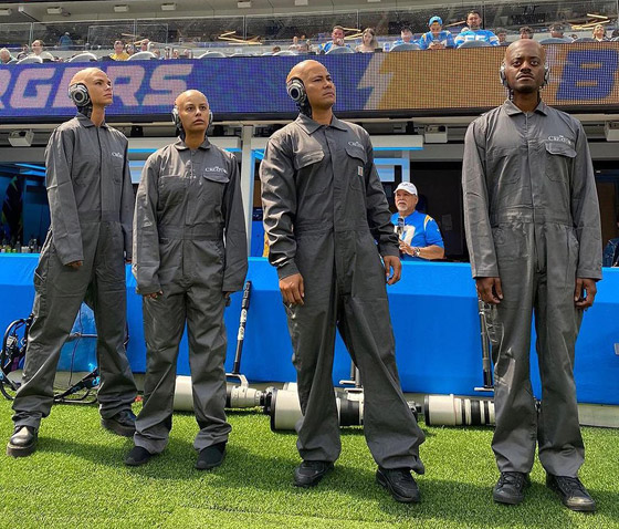 بالفيديو.. روبوتات 