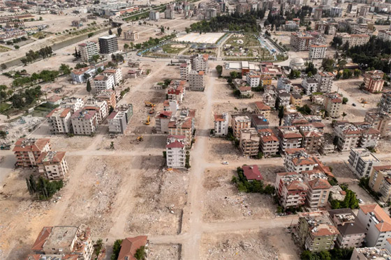 ضحايا ومفقودون بالآلآف.. 2023 عام الكوارث الطبيعية صورة رقم 4