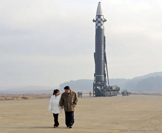 قطار مصفح وجزيرة خاصة.. هوايات الزعيم الكوري كيم الباهظة والغريبة! صورة رقم 8