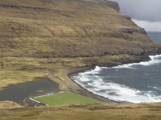 أغرب 10 ملاعب رياضية في العالم! صورة رقم 4
