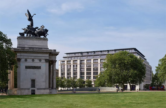 فندق فاخر استغرق بناؤه 30 عامًا أصبح أكثر العقارات المرتقبة في لندن صورة رقم 3