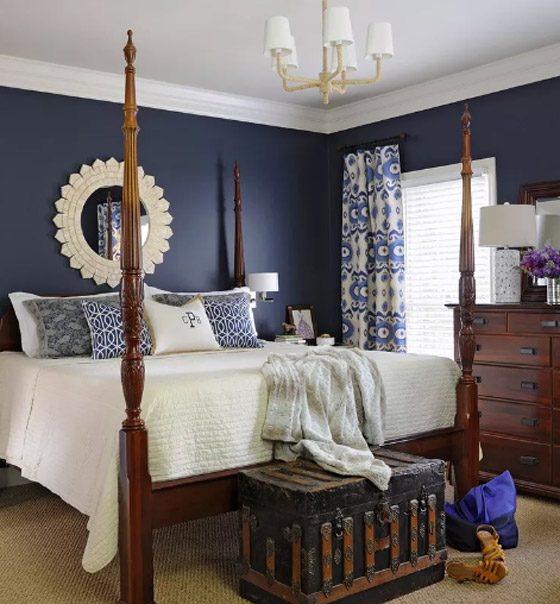 أفكار لاستخدام الأزرق الكلاسيكي في طلاء المنزل.. إطلالة عصرية ومريحة للعين صورة رقم 3