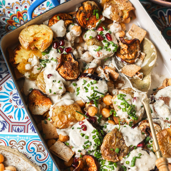 سهلة، سريعة وبمكونات بسيطة.. وصفة فتة الباذنجان باللبن والطحينة الشهية صورة رقم 8 سهلة، سريعة وبمكونات بسيطة.. وصفة فتة الباذنجان باللبن والطحينة الشهية صورة رقم 8