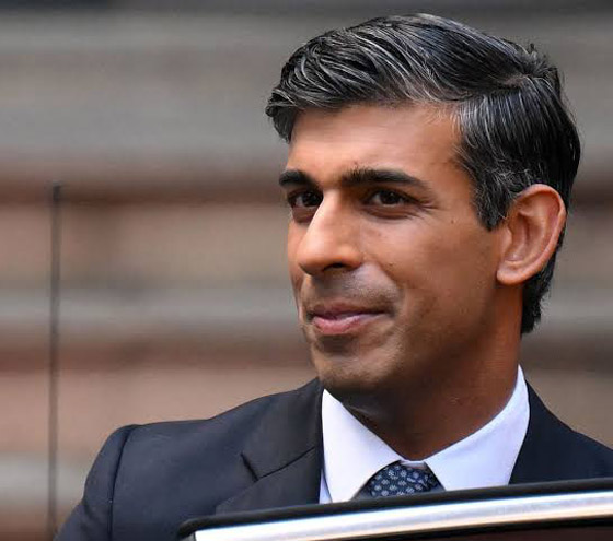 رئيس وزراء بريطانيا يرفض قبول المتحولين: الرجل رجل والمرأة امرأة! صورة رقم 3 رئيس وزراء بريطانيا يرفض قبول المتحولين: الرجل رجل والمرأة امرأة! صورة رقم 3