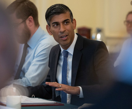 رئيس وزراء بريطانيا يرفض قبول المتحولين: الرجل رجل والمرأة امرأة! صورة رقم 2 رئيس وزراء بريطانيا يرفض قبول المتحولين: الرجل رجل والمرأة امرأة! صورة رقم 2