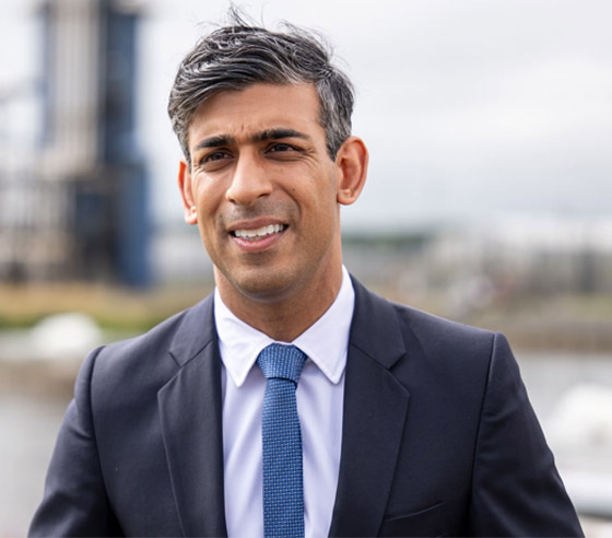 رئيس وزراء بريطانيا يرفض قبول المتحولين: الرجل رجل والمرأة امرأة! صورة رقم 10 رئيس وزراء بريطانيا يرفض قبول المتحولين: الرجل رجل والمرأة امرأة! صورة رقم 10