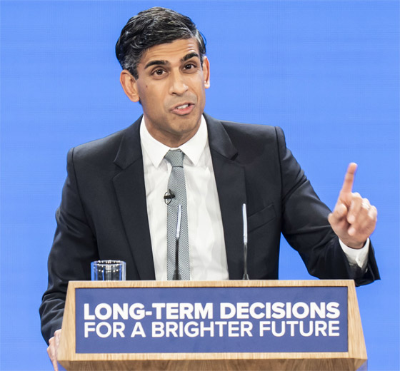 رئيس وزراء بريطانيا يرفض قبول المتحولين: الرجل رجل والمرأة امرأة! صورة رقم 11 رئيس وزراء بريطانيا يرفض قبول المتحولين: الرجل رجل والمرأة امرأة! صورة رقم 11