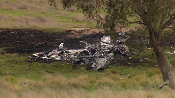 احترقت بالكامل.. قتلى بينهم أطفال في تحطم طائرة بأستراليا صورة رقم 1 احترقت بالكامل.. قتلى بينهم أطفال في تحطم طائرة بأستراليا صورة رقم 1