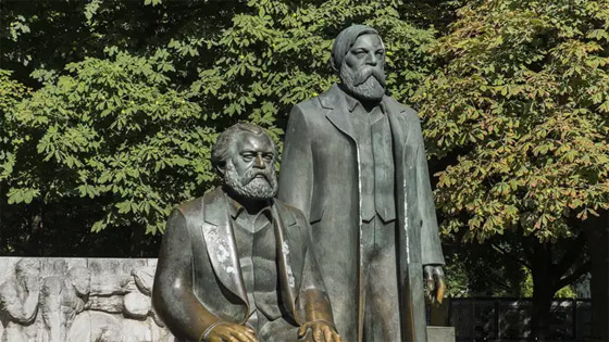 صورة رقم 5 - بالصور: تعرفوا على الكتب الأكثر ترجمة في العالم! صورة رقم 5 - بالصور: تعرفوا على الكتب الأكثر ترجمة في العالم!