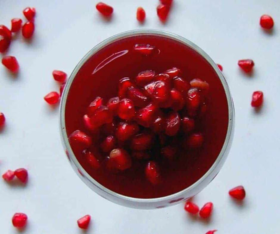 إليكم طريقة تحضير حلى الرمان بالجلي اللذيذ صورة رقم 3 إليكم طريقة تحضير حلى الرمان بالجلي اللذيذ صورة رقم 3