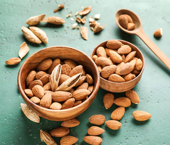 7 آثار جانبية لتناول اللوز بكثرة.. تعرفوا إليها صورة رقم 4 7 آثار جانبية لتناول اللوز بكثرة.. تعرفوا إليها صورة رقم 4