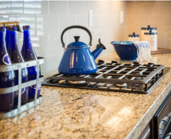 مهما كان طراز المنزل... الأزرق الكوبالتي سيُميّز ديكوراته صورة رقم 6