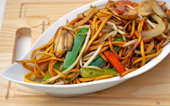 إليكم طريقة تحضير نودلز صيني بالخضار للرجيم صورة رقم 2 إليكم طريقة تحضير نودلز صيني بالخضار للرجيم صورة رقم 2