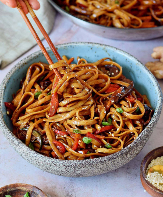 إليكم طريقة تحضير نودلز صيني بالخضار للرجيم صورة رقم 5 إليكم طريقة تحضير نودلز صيني بالخضار للرجيم صورة رقم 5