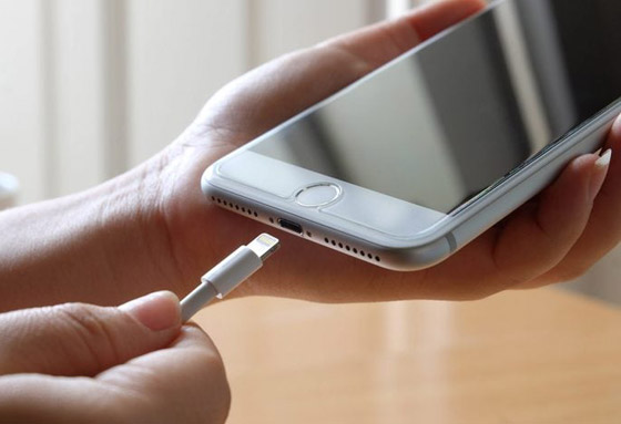 خبر لا يصدق لأصحاب الموبايل.. اشحنوا جوالكم مرة شهريا! صورة رقم 1 خبر لا يصدق لأصحاب الموبايل.. اشحنوا جوالكم مرة شهريا! صورة رقم 1