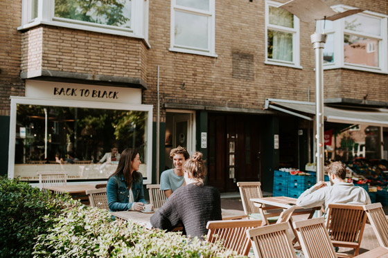 مجلة أمريكية تكشف عن مجلة أمريكية تكشف عن