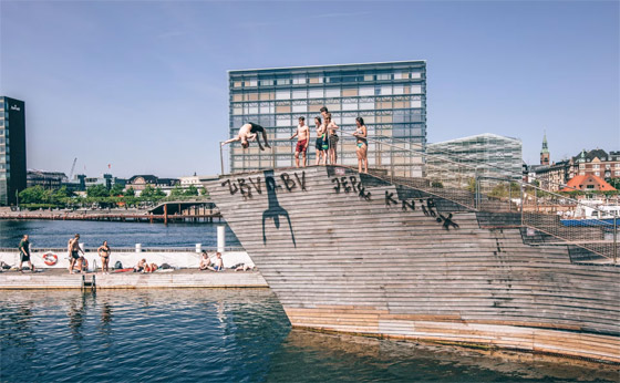 مجلة أمريكية تكشف عن مجلة أمريكية تكشف عن