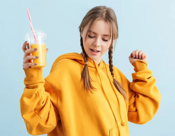 العلم يقول كلمته.. هذه المشروبات تُسرع ظهور التجاعيد صورة رقم 4 العلم يقول كلمته.. هذه المشروبات تُسرع ظهور التجاعيد صورة رقم 4