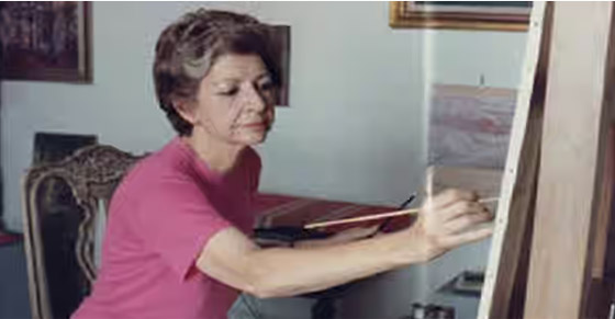 «أرستقراطية عاشت وسط الفلاحين».. 5 تناقضات في حياة إنجي أفلاطون صورة رقم 2