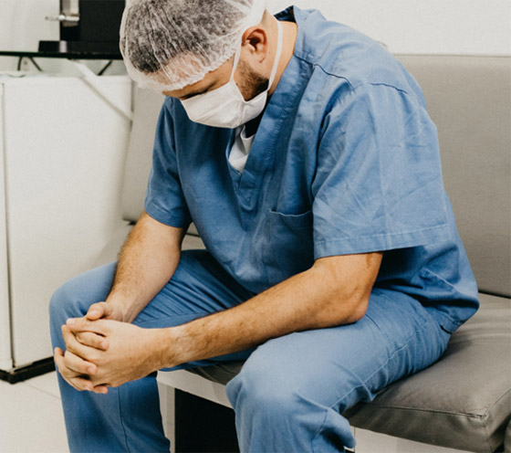 تقرير صادم: تراجع ملحوظ بالصحة العقلية للعاملين بمستشفيات أمريكا! صورة رقم 4 تقرير صادم: تراجع ملحوظ بالصحة العقلية للعاملين بمستشفيات أمريكا! صورة رقم 4