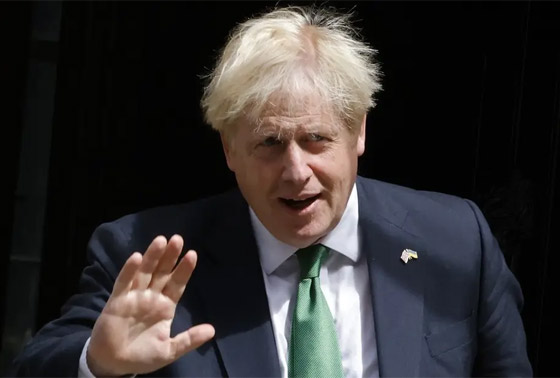 بعد رئاسة وزراء بريطانيا.. بوريس جونسون مذيعا تلفزيونيا! فيديو صورة رقم 4 بعد رئاسة وزراء بريطانيا.. بوريس جونسون مذيعا تلفزيونيا! فيديو صورة رقم 4