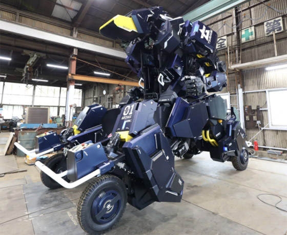 الخيال أصبح حقيقة.. الكشف عن أول روبوت يتحول إلى سيارة (صور) صورة رقم 3 الخيال أصبح حقيقة.. الكشف عن أول روبوت يتحول إلى سيارة (صور) صورة رقم 3