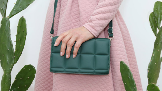 نصرة للطبيعة.. مصممو الأزياء يتجهون إلى المنتجات النباتية صورة رقم 5