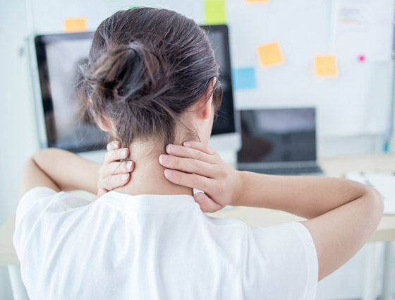 علاج ألم الرقبة من الخلف.. علاجات مجربة وسريعة للتخلص منه صورة رقم 5