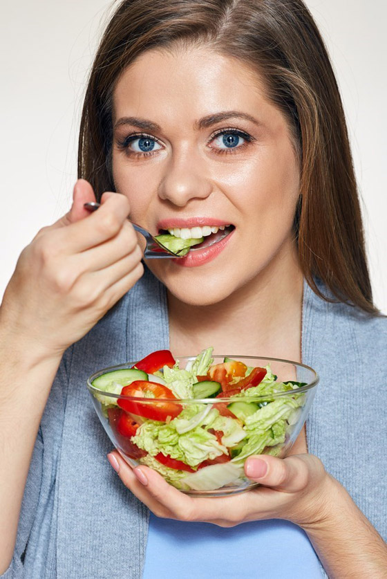 إليكِ الطريقة المثلى لترطيب بشرتك.. جربيها صورة رقم 3