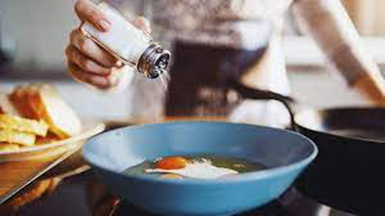 صدق أو لا.. زيادة الملح بوجباتك يؤدي أيضا للإصابة بمرض السكري! صورة رقم 2