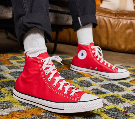 بالصور: تعرفوا إلى 15 ماركة أحذية مشهورة صورة رقم 4