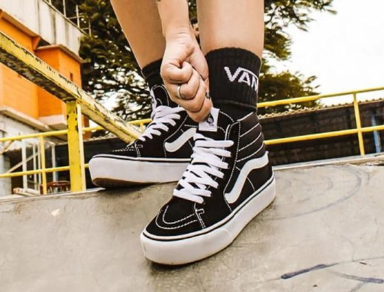 بالصور: تعرفوا إلى 15 ماركة أحذية مشهورة صورة رقم 15