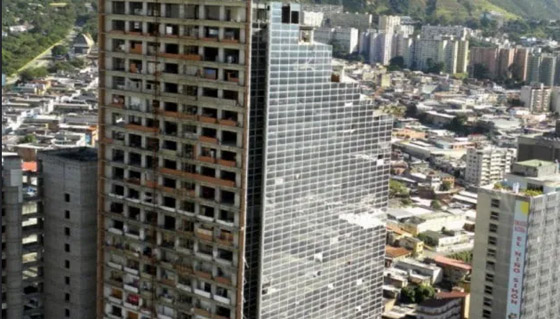 10 ناطحات سحاب شهيرة لكنها مهجورة! صورة رقم 2