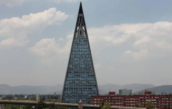 10 ناطحات سحاب شهيرة لكنها مهجورة! صورة رقم 3