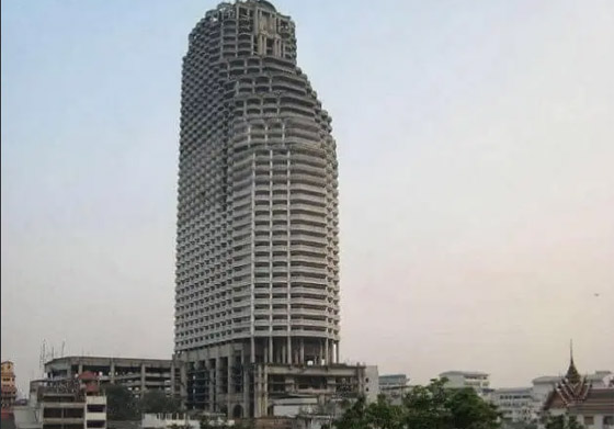 10 ناطحات سحاب شهيرة لكنها مهجورة! صورة رقم 9