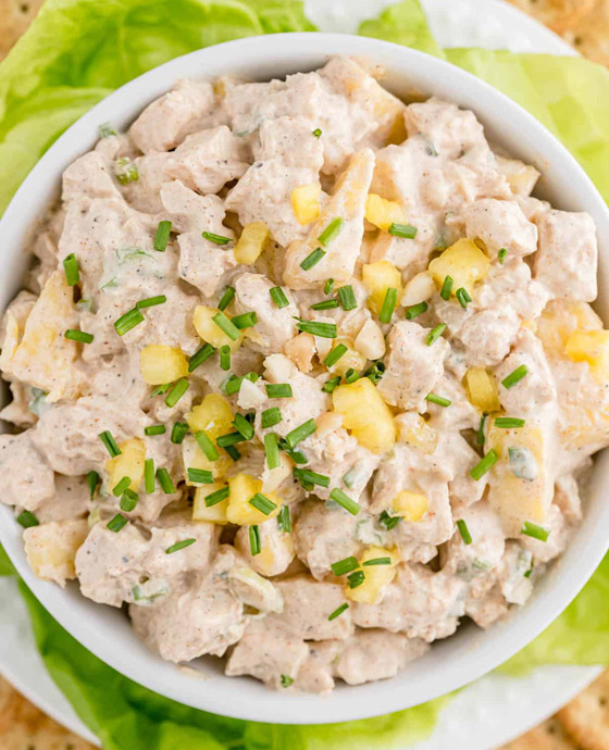 إليكم وصفة سلطة الأناناس بالدجاج والذرة.. مميزة ولذيذة صورة رقم 4