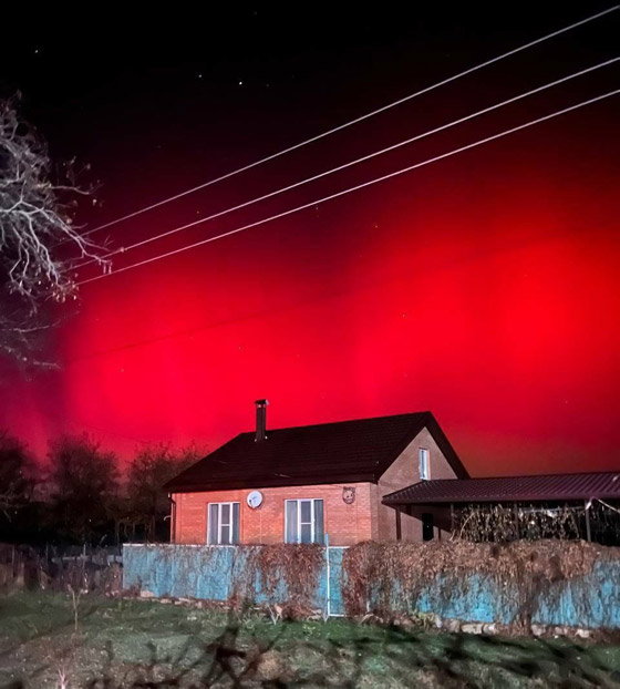 بالفيديو والصور.. عاصفة مغناطيسية قوية ضربت الأرض! صورة رقم 1