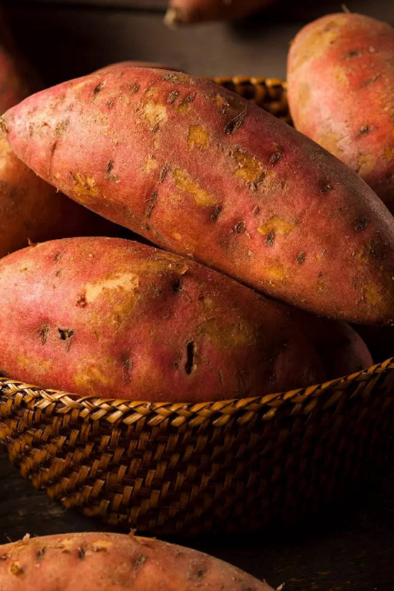 للوقاية من الشيب المبكر.. استوصوا بهذه الأطعمة الخارقة صورة رقم 3