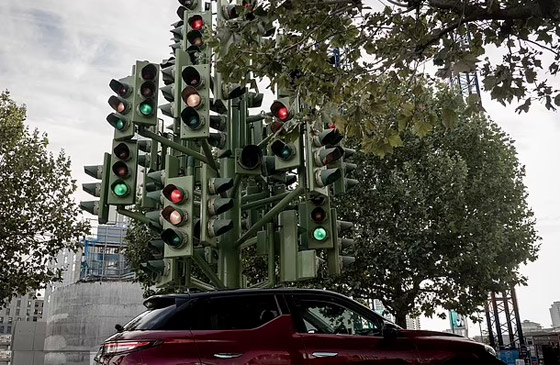 صورة رقم 6 - قصة أول سيارة تعمل بتقنية الذكاء الاصطناعي.. تعرف على مواصفاتها (صور) صورة رقم 6 - قصة أول سيارة تعمل بتقنية الذكاء الاصطناعي.. تعرف على مواصفاتها (صور)