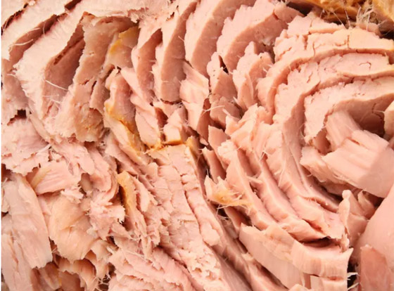 من السلمون إلى التونة.. إليك أفضل وأسوأ الأسماك لصحتك صورة رقم 10