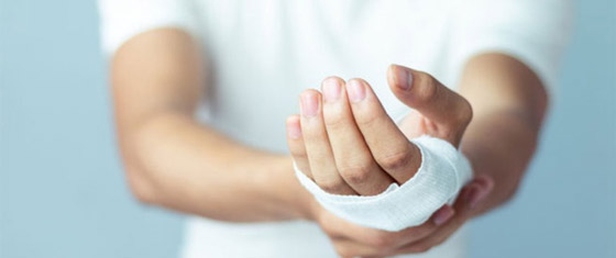 7 علامات واضحة على أنك تعاني من نقص فيتامين سي صورة رقم 3