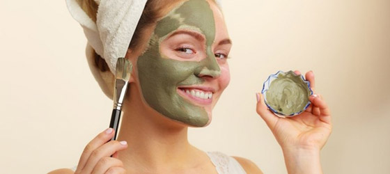 أقنعة الوجه.. إليكِ الطريقة الصحيحة لاستخدامها صورة رقم 3