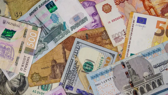 الدولار يقفز بالسوق الموازية في مصر.. طلب عنيف أم مضاربات؟ صورة رقم 1