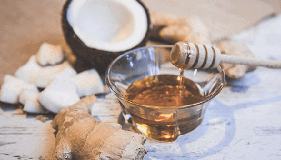 إليكم 4 خلطات بالعسل تعالج الشعر الجاف والتالف صورة رقم 4 إليكم 4 خلطات بالعسل تعالج الشعر الجاف والتالف صورة رقم 4